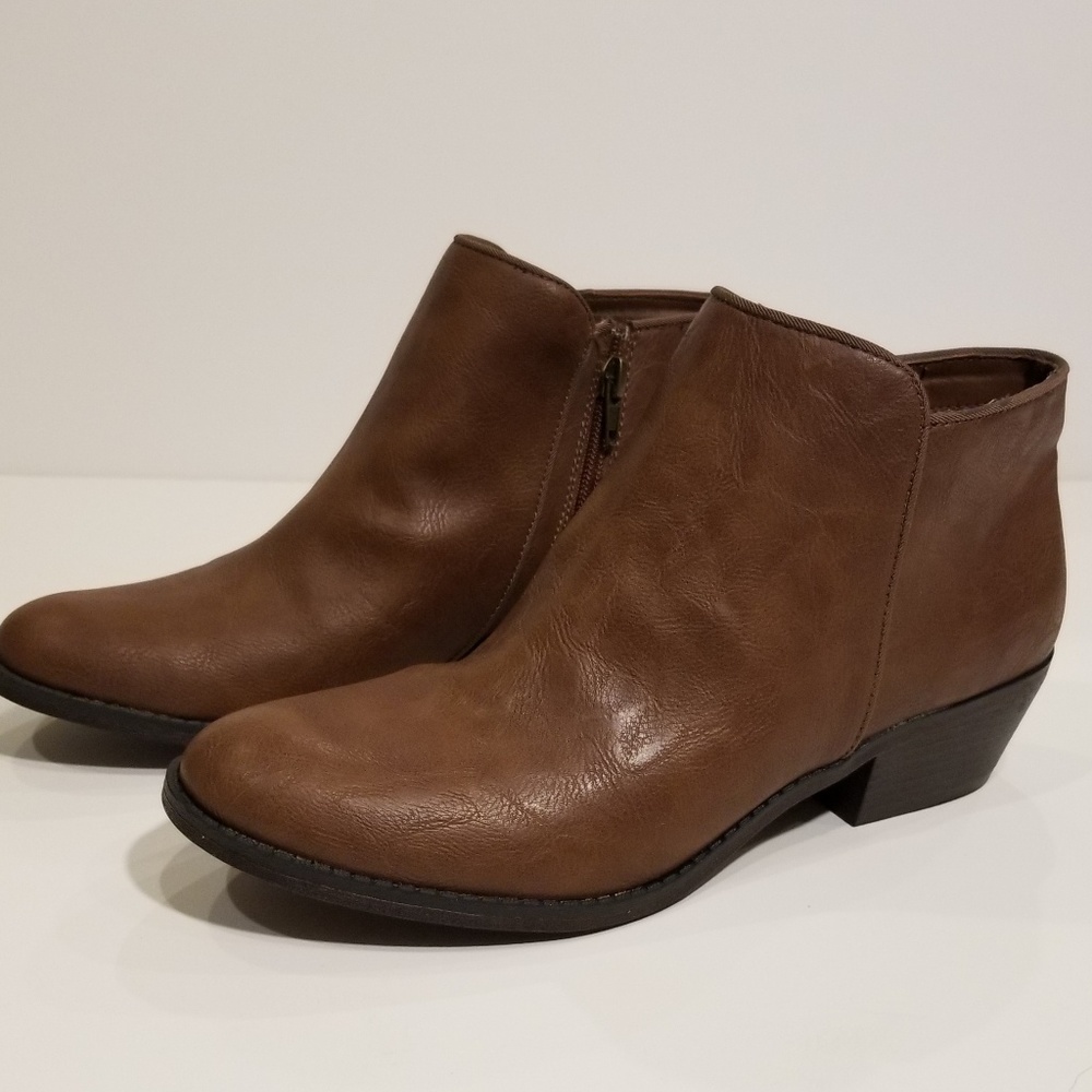 Madden Girl Boots 7.5